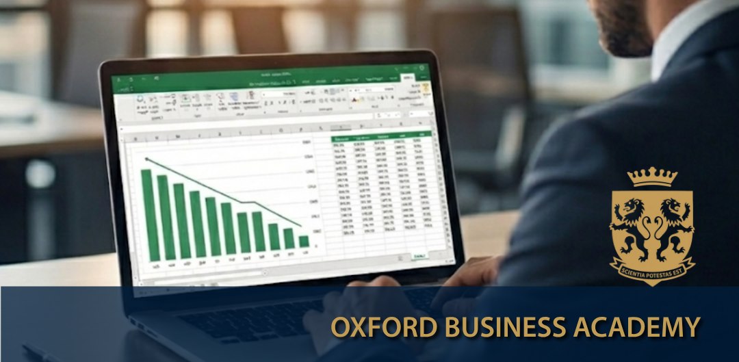Poslovni korisnik analizira podatke u Excelu, Oxford Business Academy